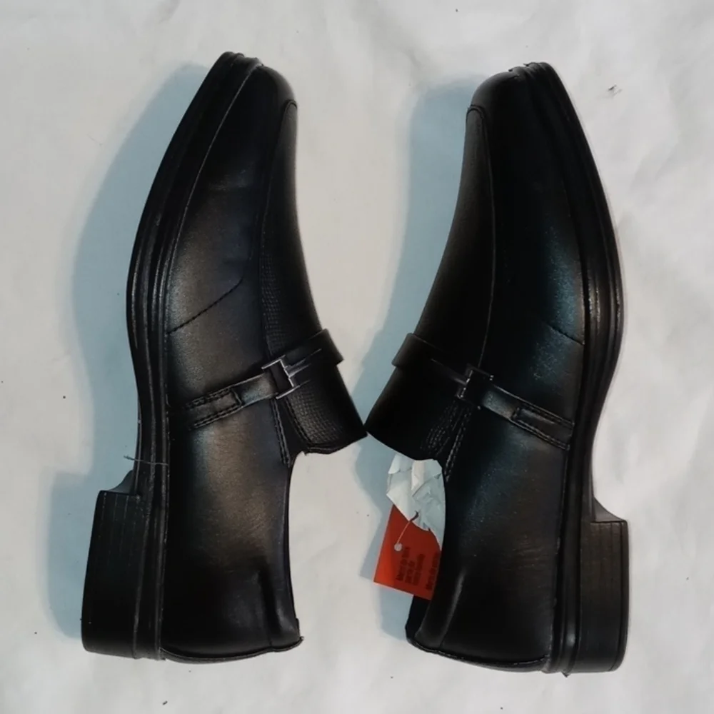 NWT Deer Stags size 6 M shoes